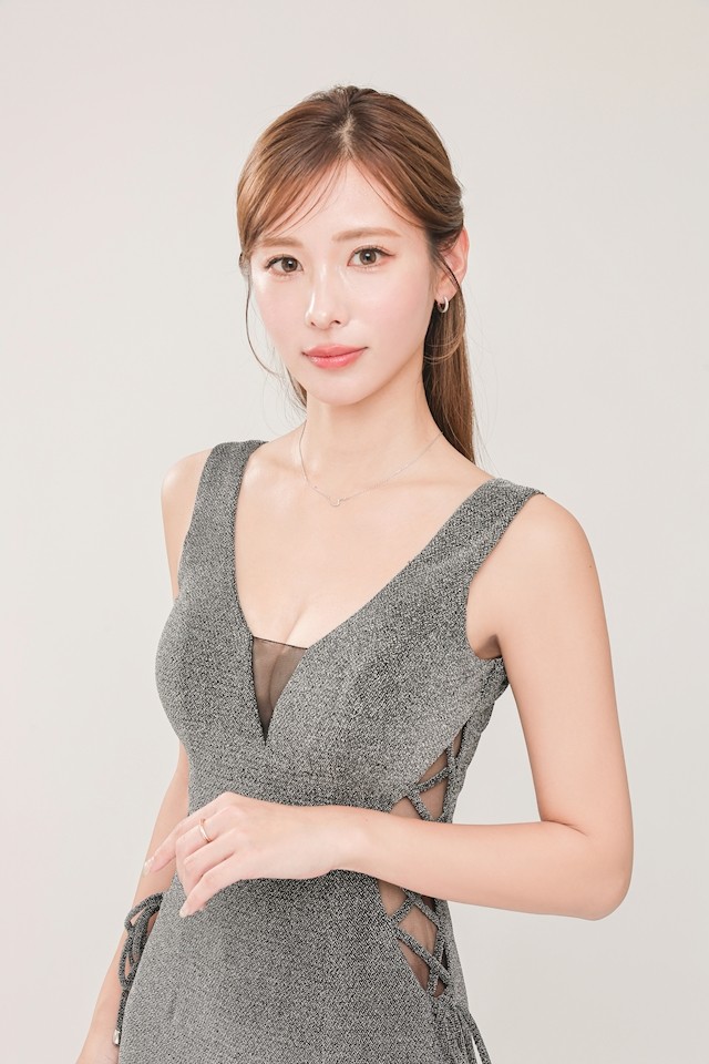 水無 怜奈プロフィール写真2